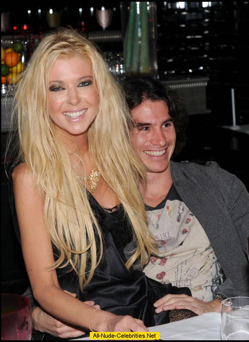 Tara Reid Shows Areola Slip At The Party In Paris